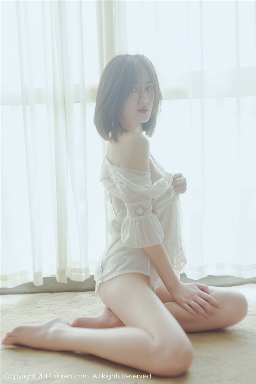 气质美女MAGIC室内透视装白皙粉嫩美腿诱惑私拍图片(第16页)