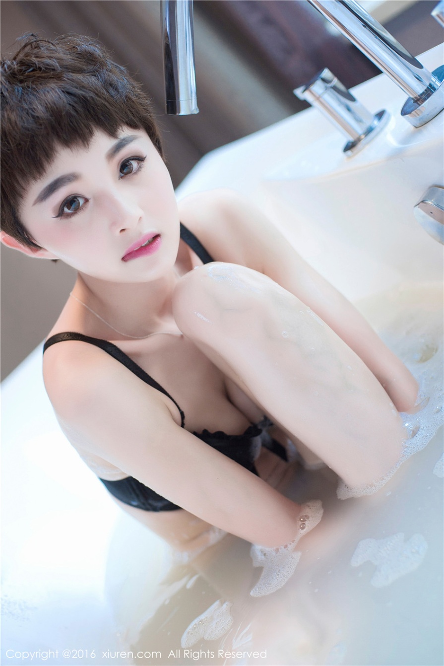 短发骨感美女baby_kiki浴室性感内衣写真图片(第53页)