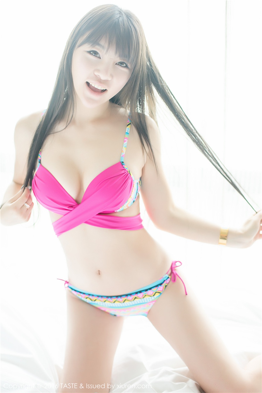 清纯美女selina_王玥晨床上性感内衣写真图片(第23页)
