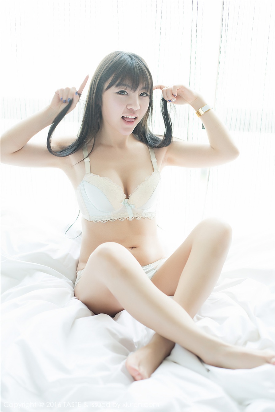 清纯美女selina_王玥晨床上性感内衣写真图片(第49页)