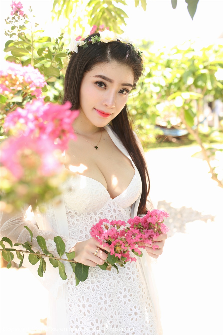 巨乳美女容容容Alice涠洲岛海边性感比基尼写真图片(第44页)