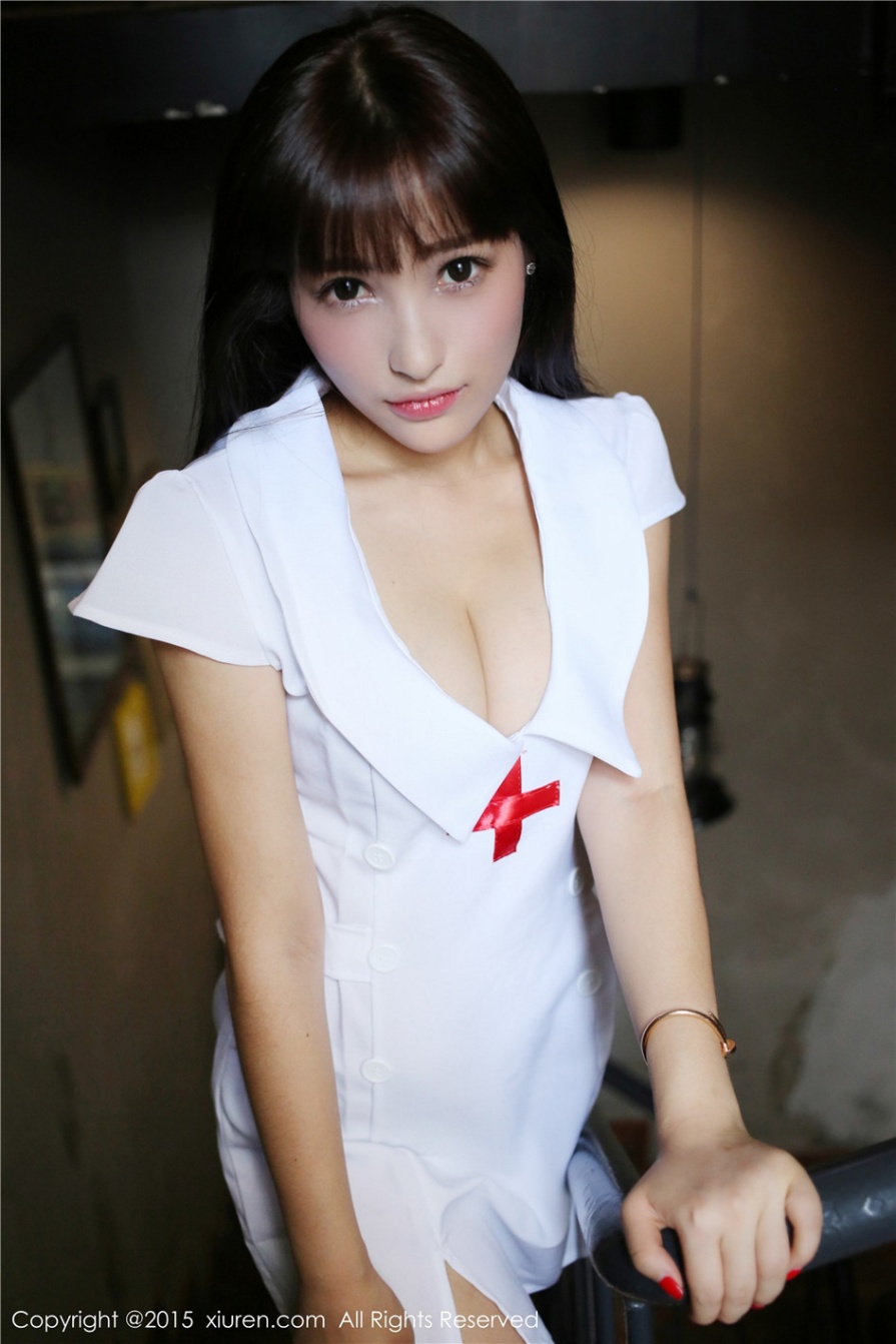 超可爱嫩模美女Nic妮可可情趣护士装爆乳诱惑写真(第72页)