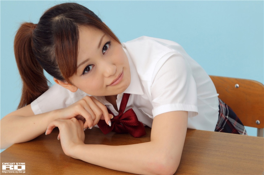 日本学生妹青葉ちえり室内黑丝美腿诱惑写真(第144页)