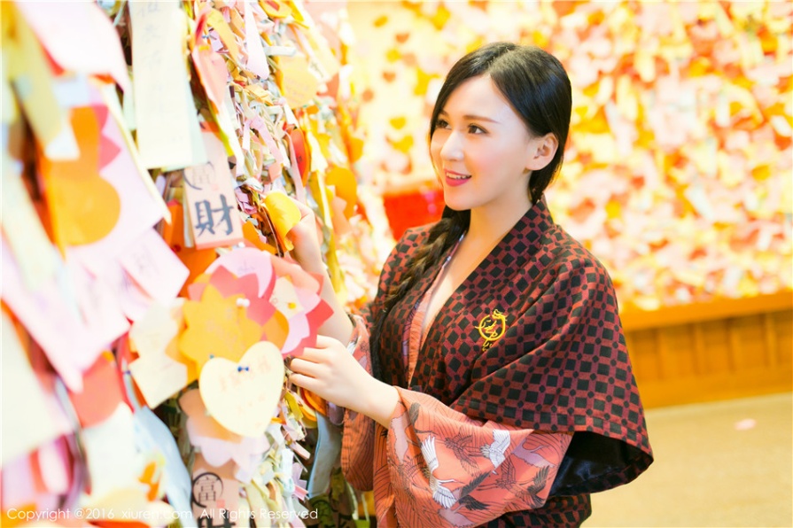 风骚美女唐雨辰TYC穿日本和服性感美腿诱惑私房照(第36页)