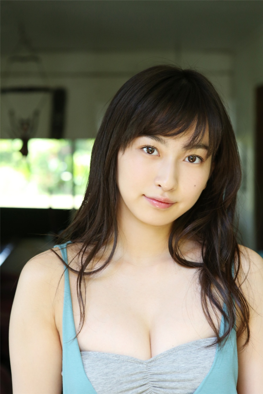日本美女石田亜佑美户外性感比基尼雪白美乳诱惑写真(第33页)