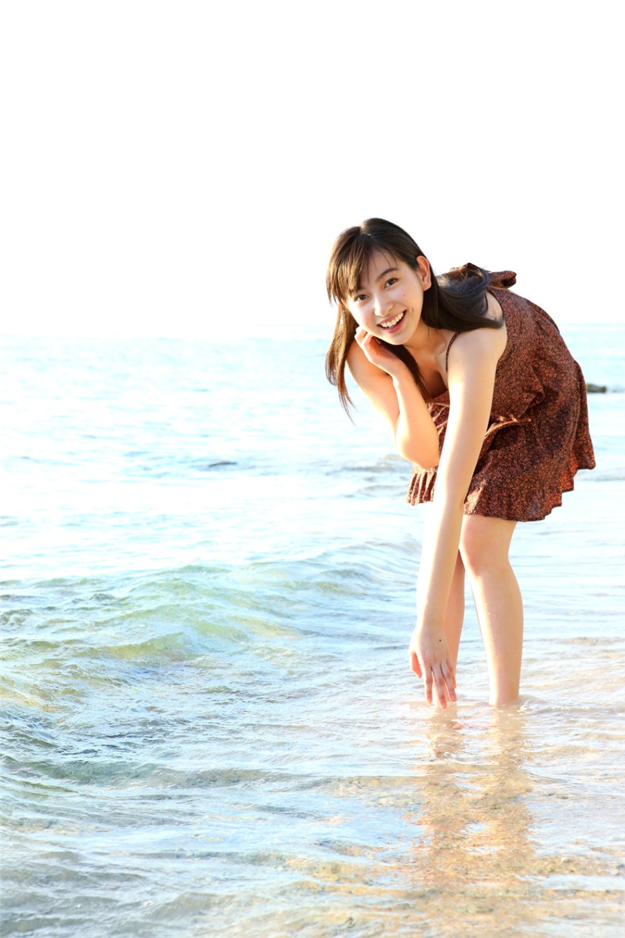 日本美女石田亜佑美户外性感比基尼雪白美乳诱惑写真(第48页)