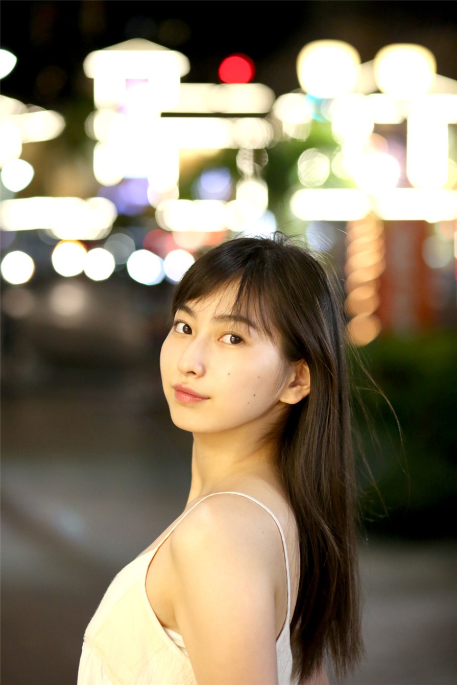 日本美女石田亜佑美户外性感比基尼雪白美乳诱惑写真(第59页)