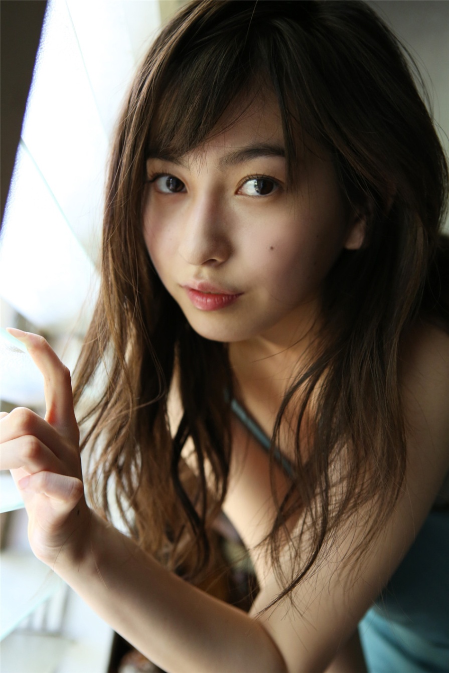 日本美女石田亜佑美户外性感比基尼雪白美乳诱惑写真(第64页)