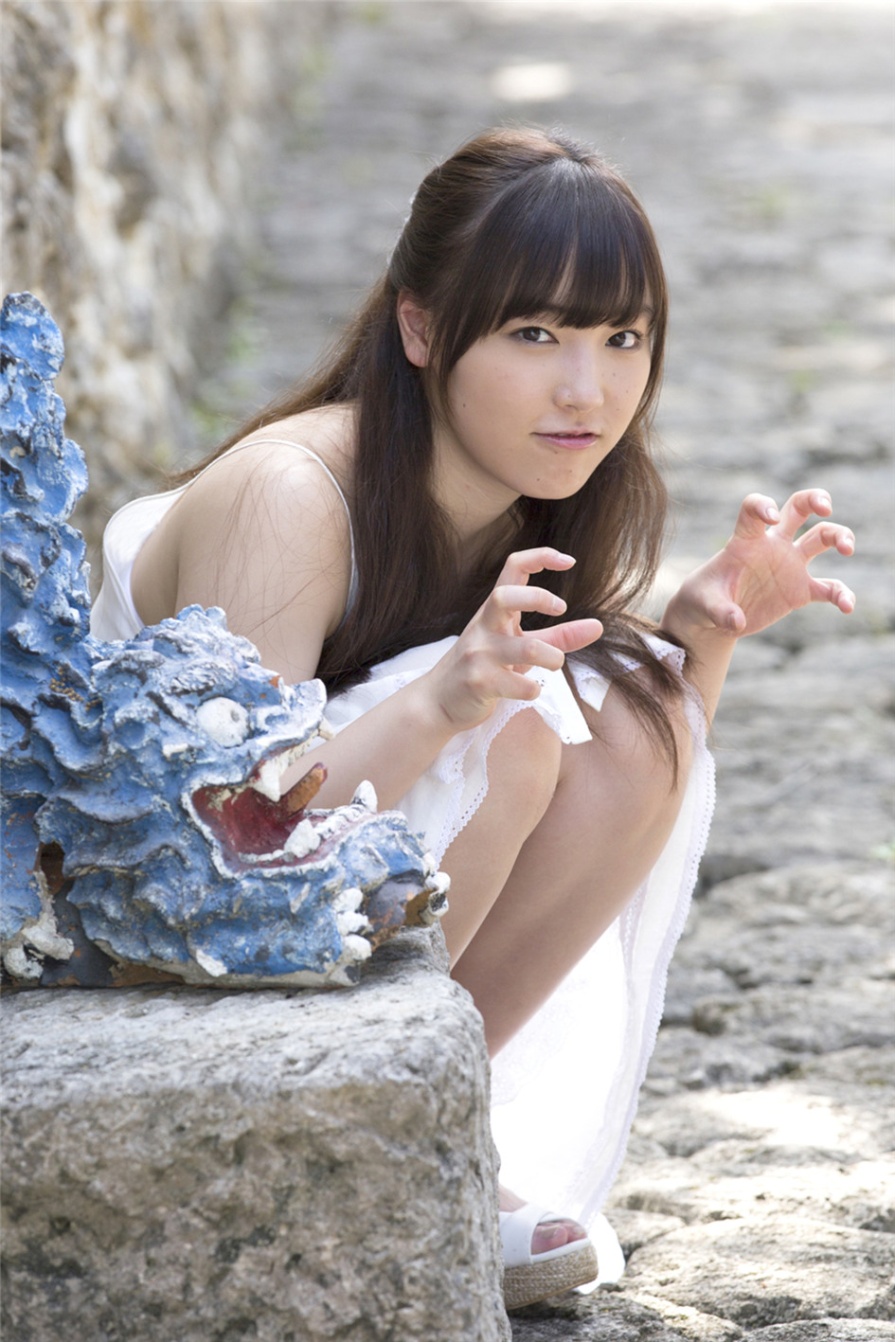 日本清纯美女譜久村聖海边性感比基尼美乳诱惑写真(第65页)