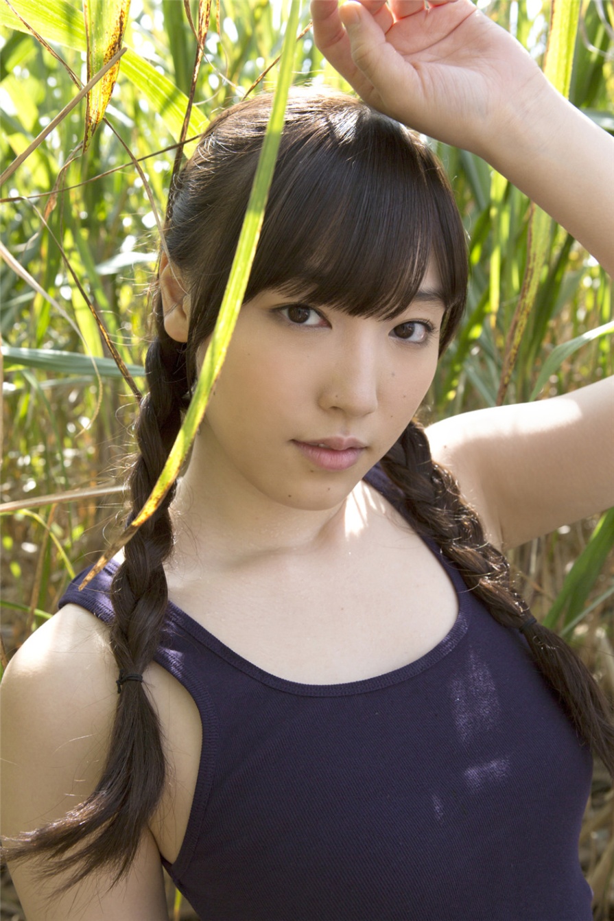 日本清纯美女譜久村聖海边性感比基尼美乳诱惑写真(第71页)