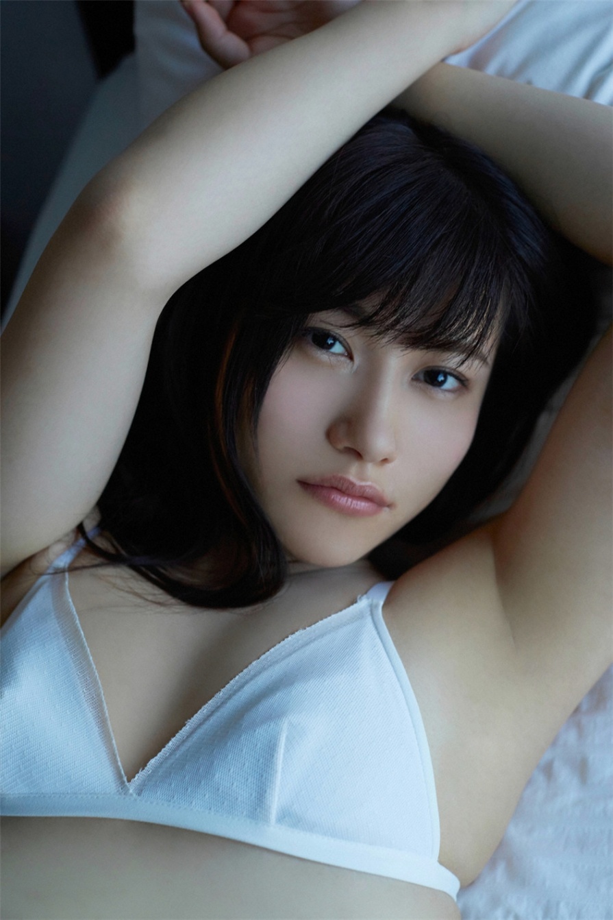 日本美少女江藤彩也香三亚旅拍性感比基尼诱惑写真(第51页)