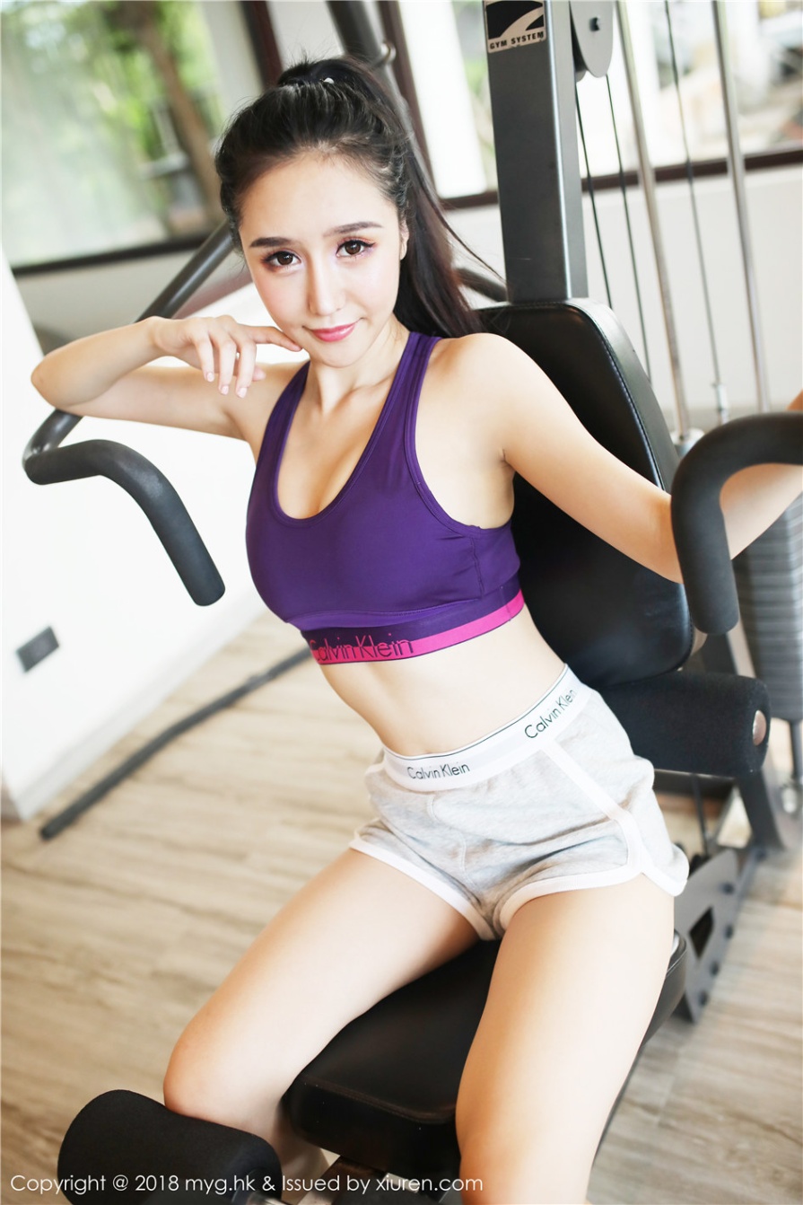 风骚美女美瑜室内性感内衣雪白爆乳诱惑写真(第18页)