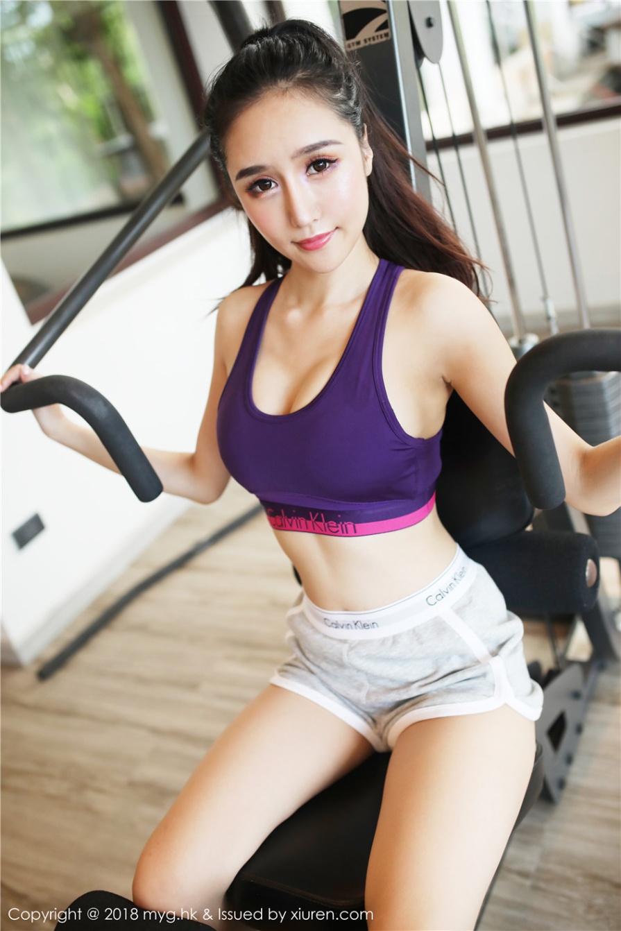 风骚美女美瑜室内性感内衣雪白爆乳诱惑写真(第33页)