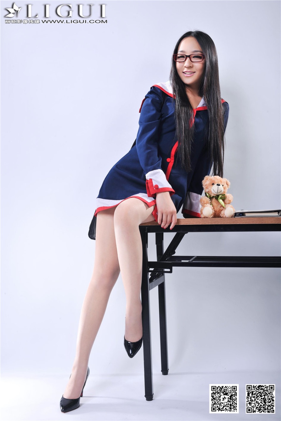 气质美女模特Amily室内修长美腿写真照片(第33页)