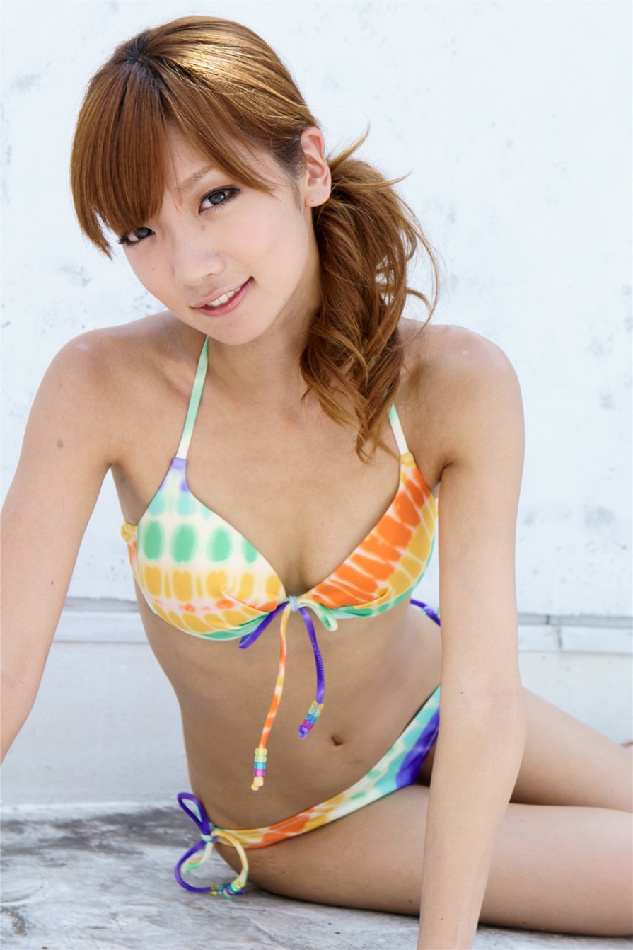 日本美女真野淳子户外性感比基尼写真图片(第30页)