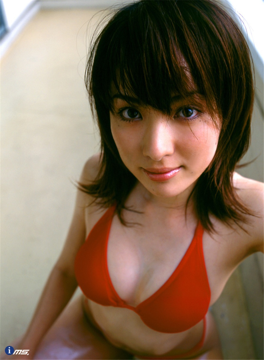 日本美女瀬戸早妃室内性感比基尼写真图片 第二辑(第12页)
