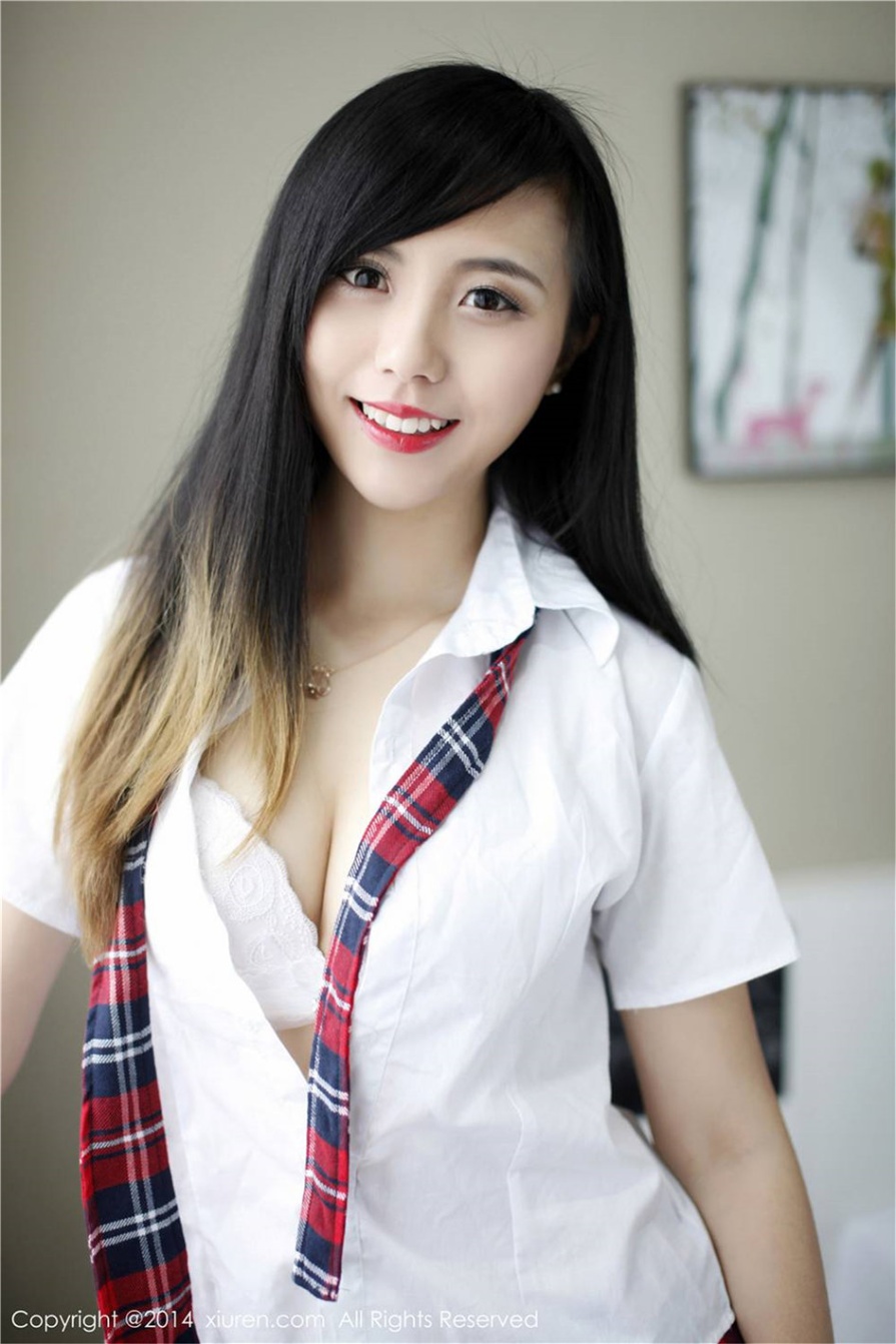 JK制服美女谢忱倬室内解扣性感美乳诱惑写真图片(第86页)