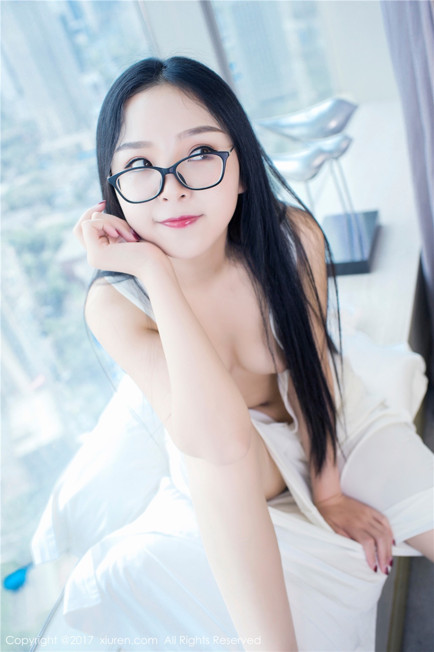气质美女模特花花李酒店真空雪白巨乳诱惑写真图片(第43页)