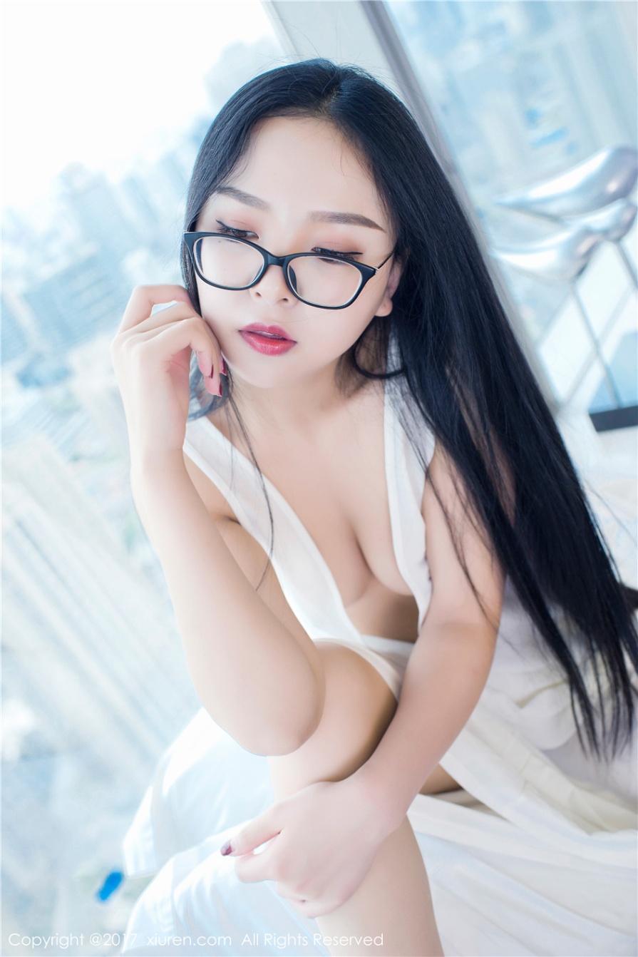 气质美女模特花花李酒店真空雪白巨乳诱惑写真图片(第48页)