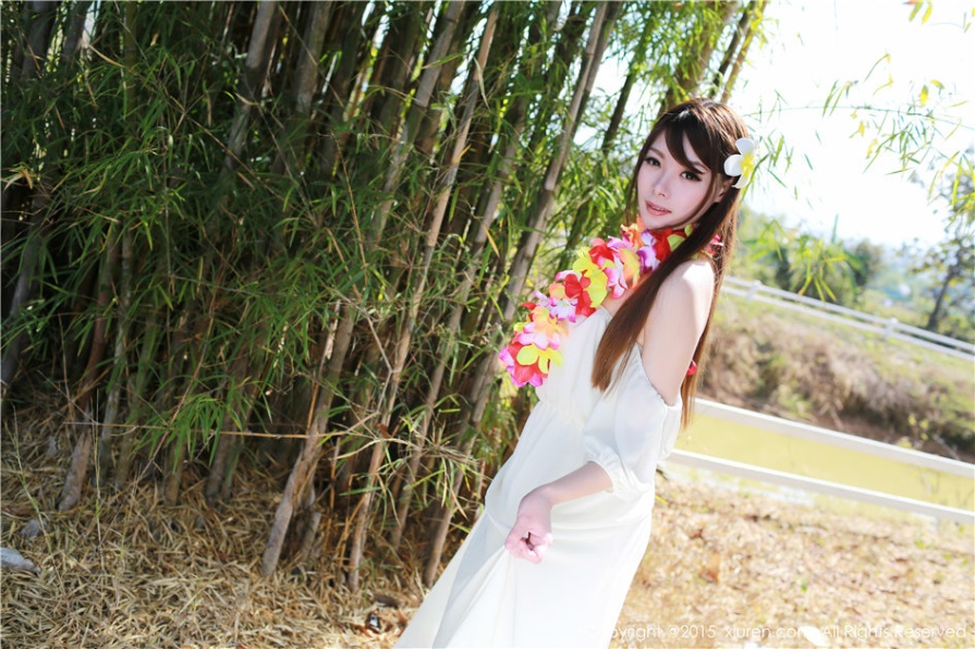 清纯美女MARA醬户外性感比基尼雪白乳沟诱惑写真图片(第41页)
