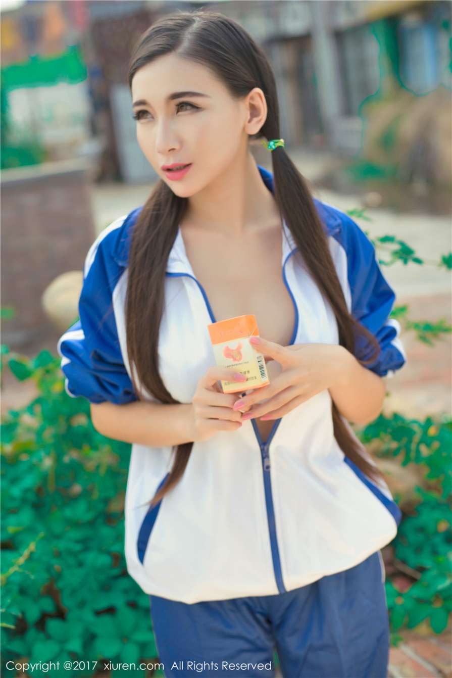 运动服美女赵颖性感迷人乳沟私房写真照片(第36页)