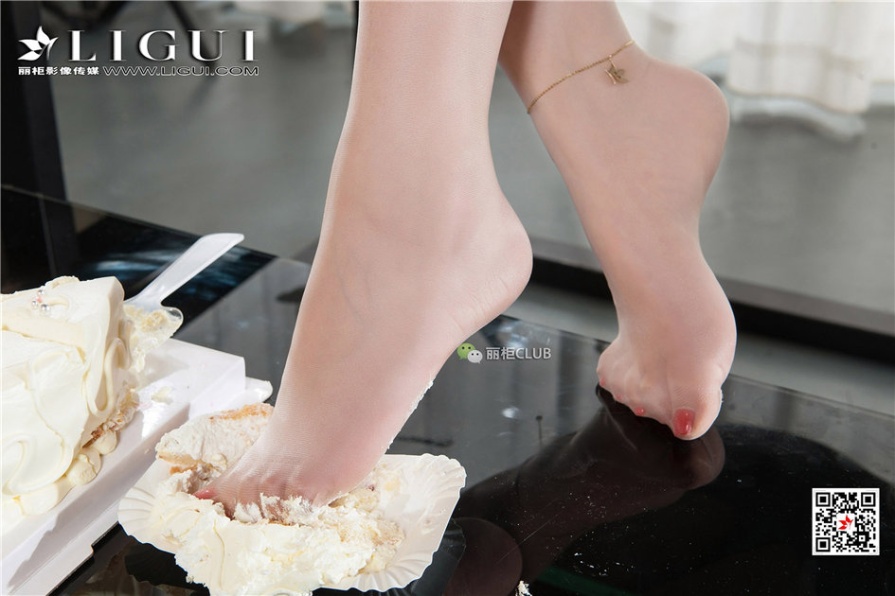 亚洲美女模特雪糕室内性感美腿私拍照片(第33页)