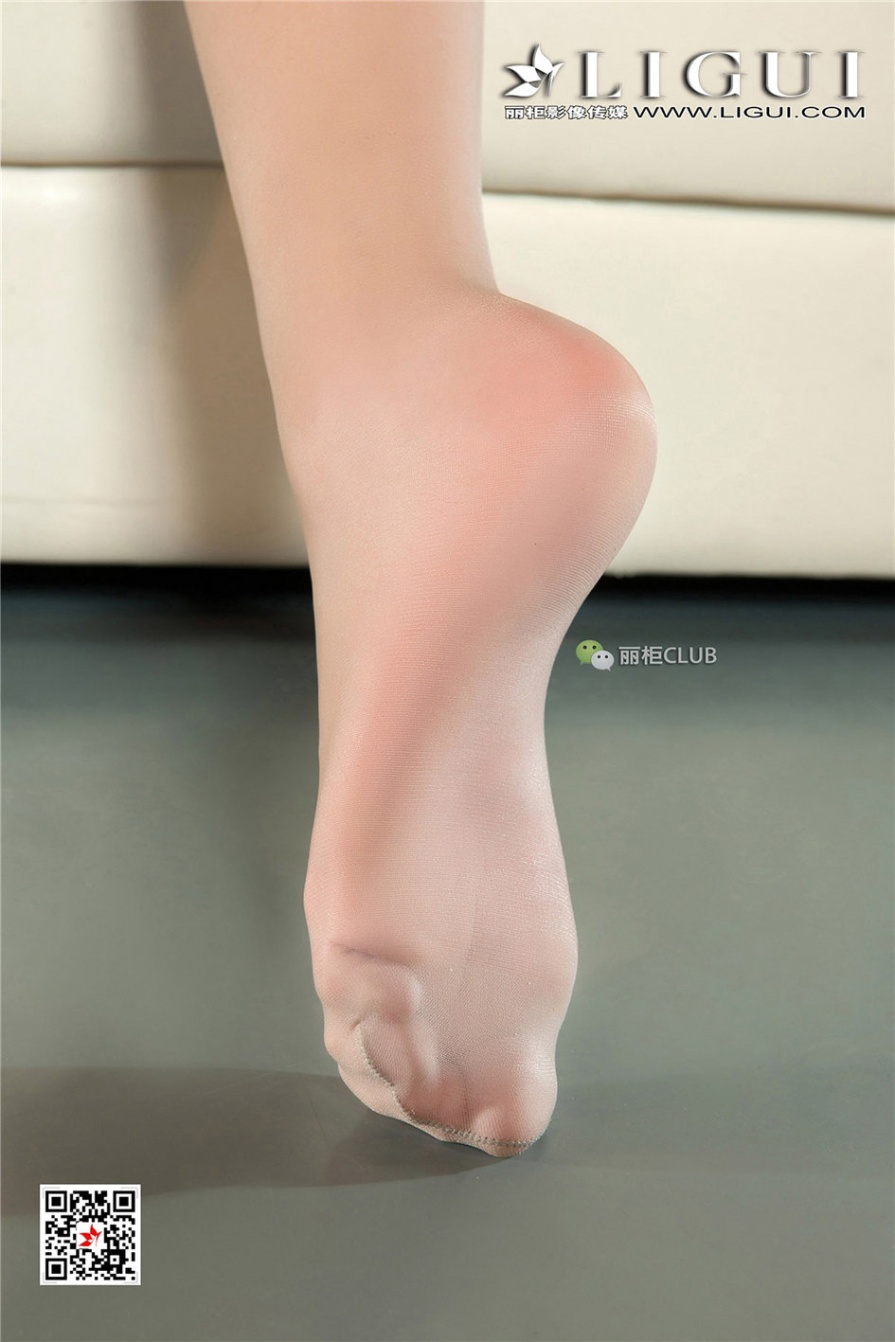 极品美女心怡室内丝袜玉足私房写真图片(第59页)