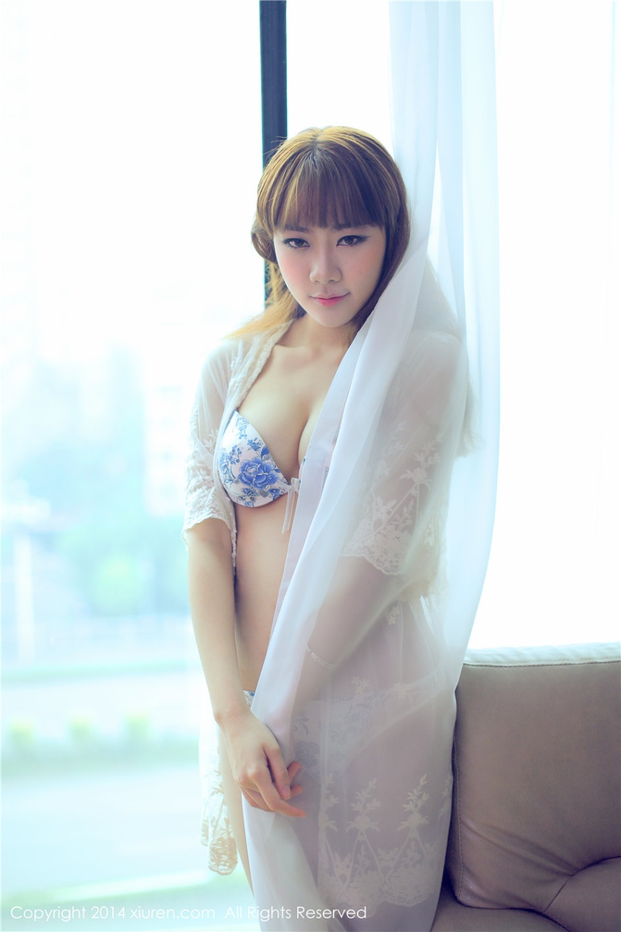 极品美女模特优琪琪子酒店透视装浴室湿身图片(第34页)