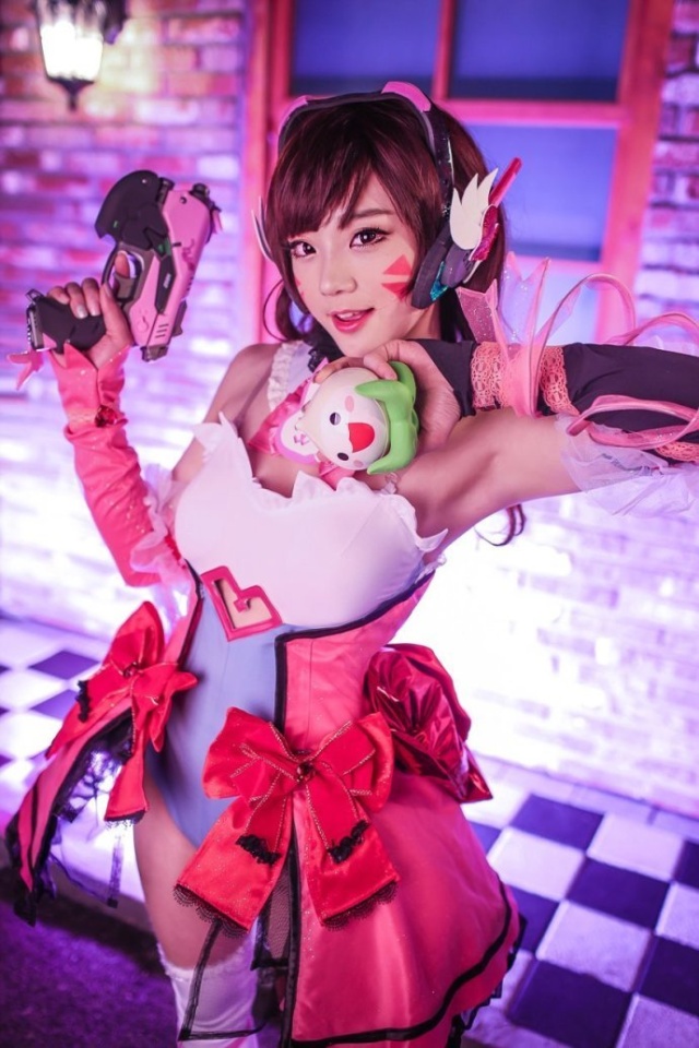 大眼萝莉美女cosplay守望先锋DVa图片(第6页)