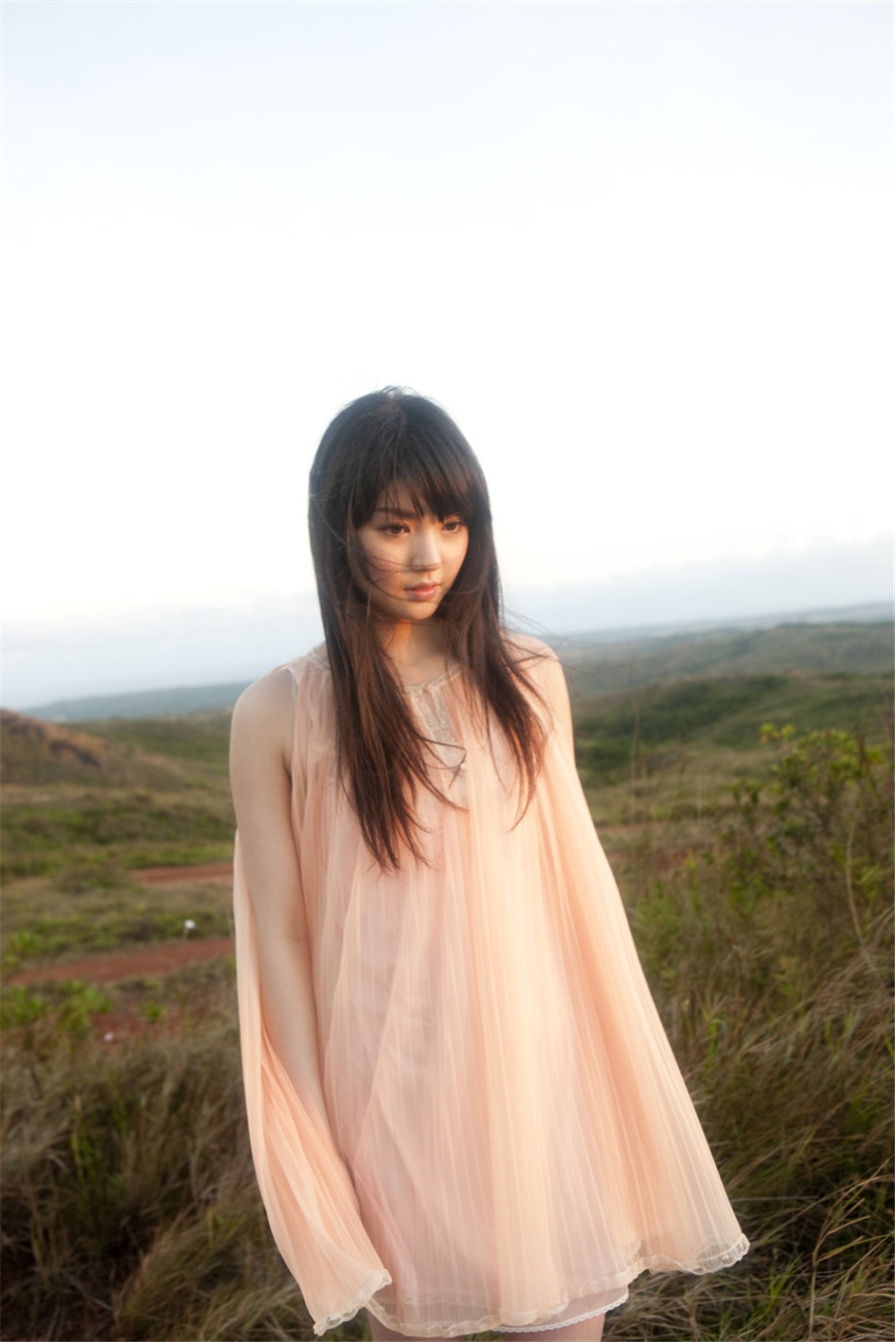 日本甜美可人美少女道重さゆみ比基尼唯美写真图片(第93页)