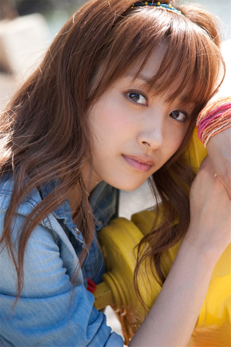 日本美女高橋愛女仆制服写真照片(第11页)
