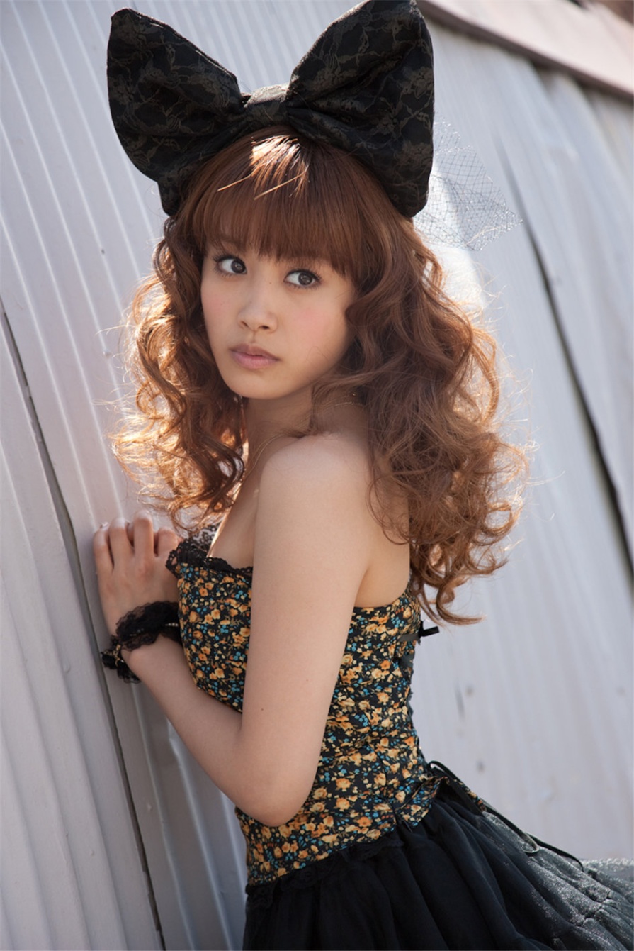 日本美女高橋愛女仆制服写真照片(第19页)