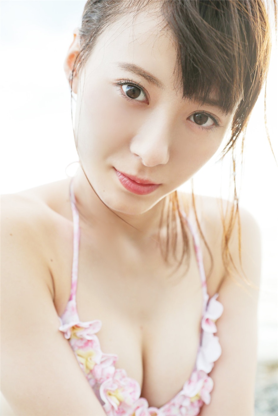 日本美女生田衣梨奈性感比基尼写真图片(第33页)