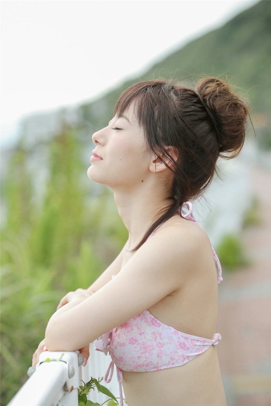 日本美女生田衣梨奈性感比基尼写真图片(第56页)