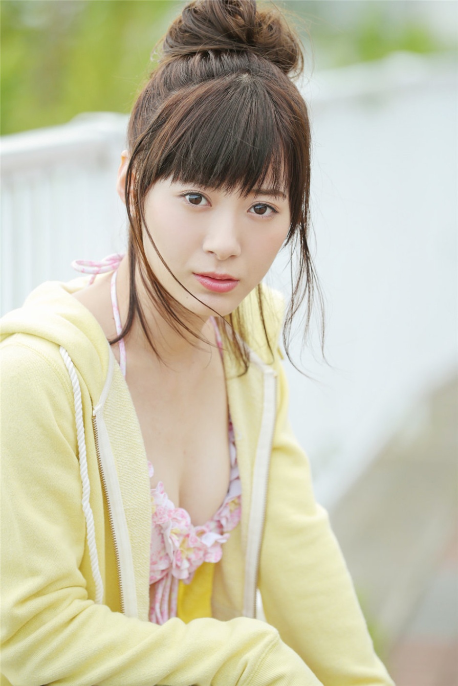日本美女生田衣梨奈性感比基尼写真图片(第67页)