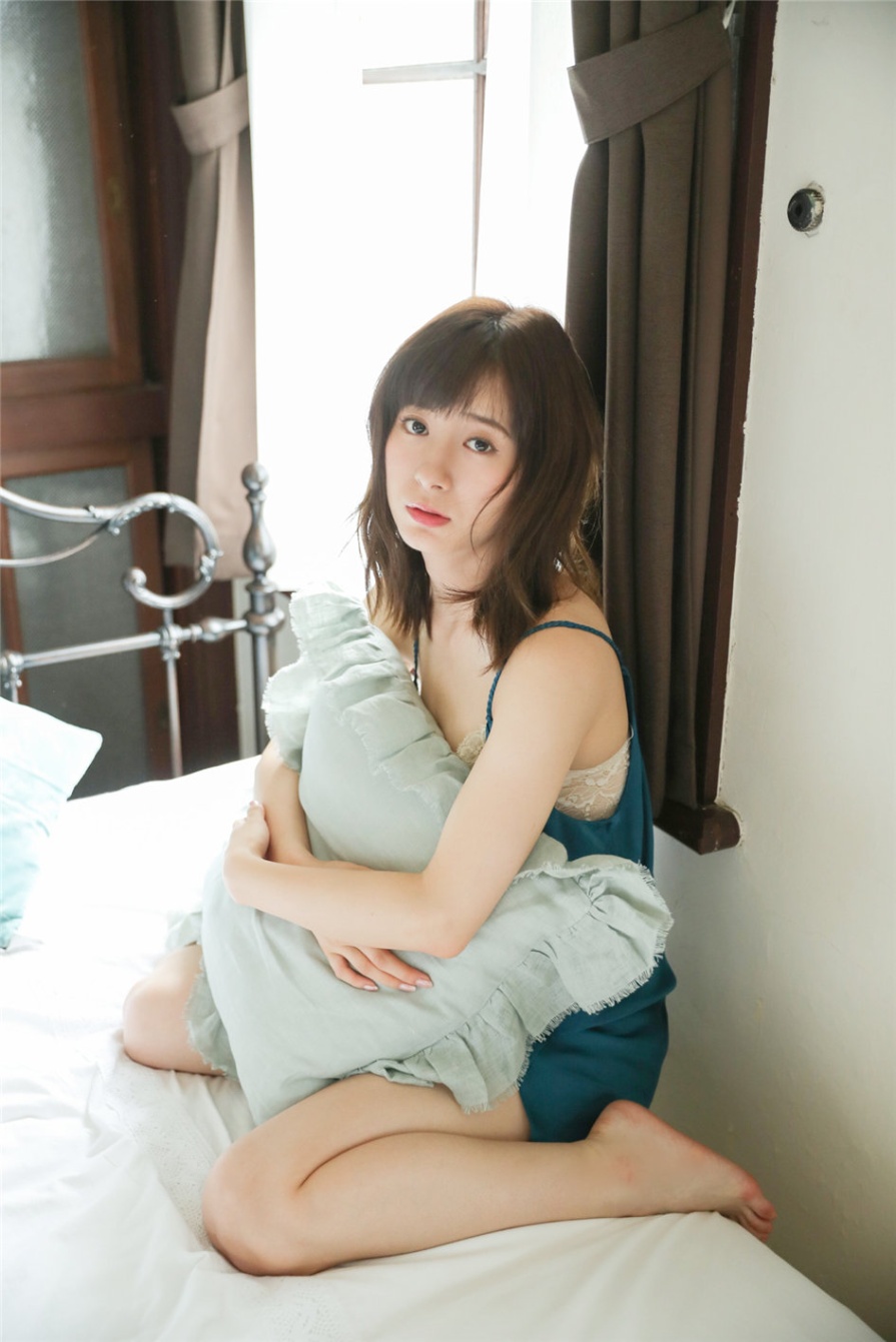 日本美女生田衣梨奈性感比基尼写真图片(第69页)