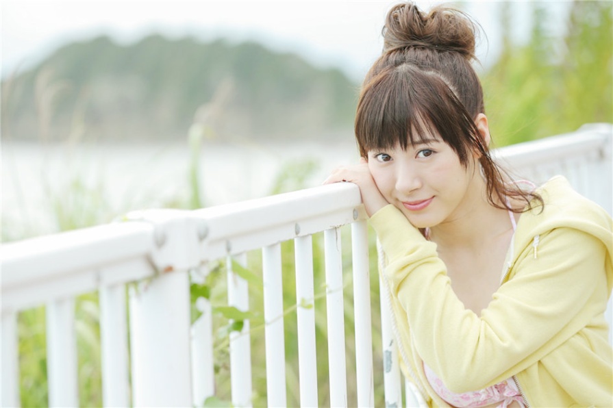 日本美女生田衣梨奈性感比基尼写真图片(第72页)