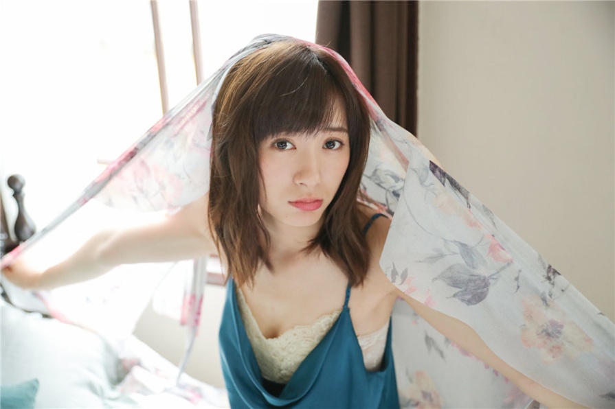 日本美女生田衣梨奈性感比基尼写真图片(第76页)