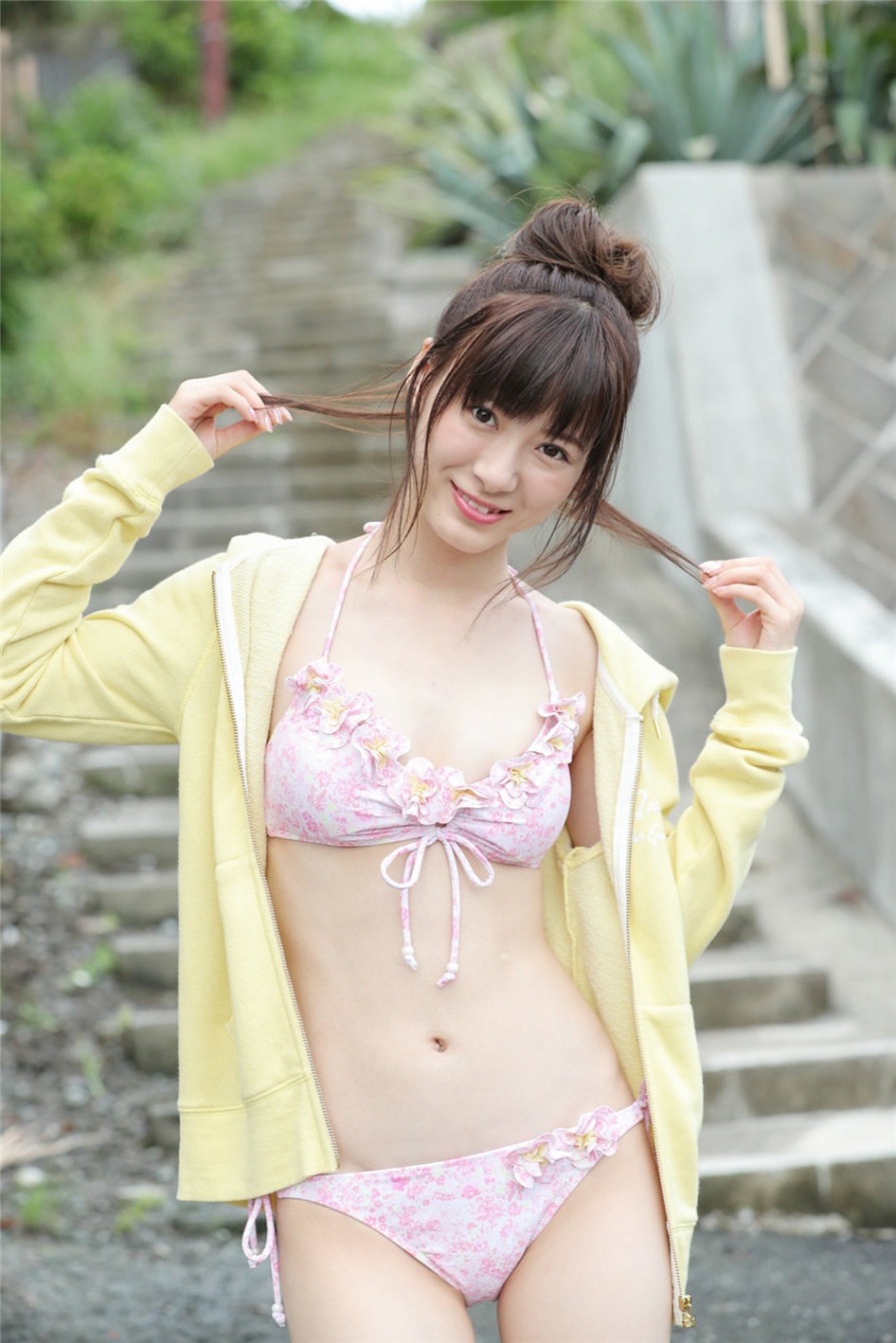 日本美女生田衣梨奈性感比基尼写真图片(第88页)