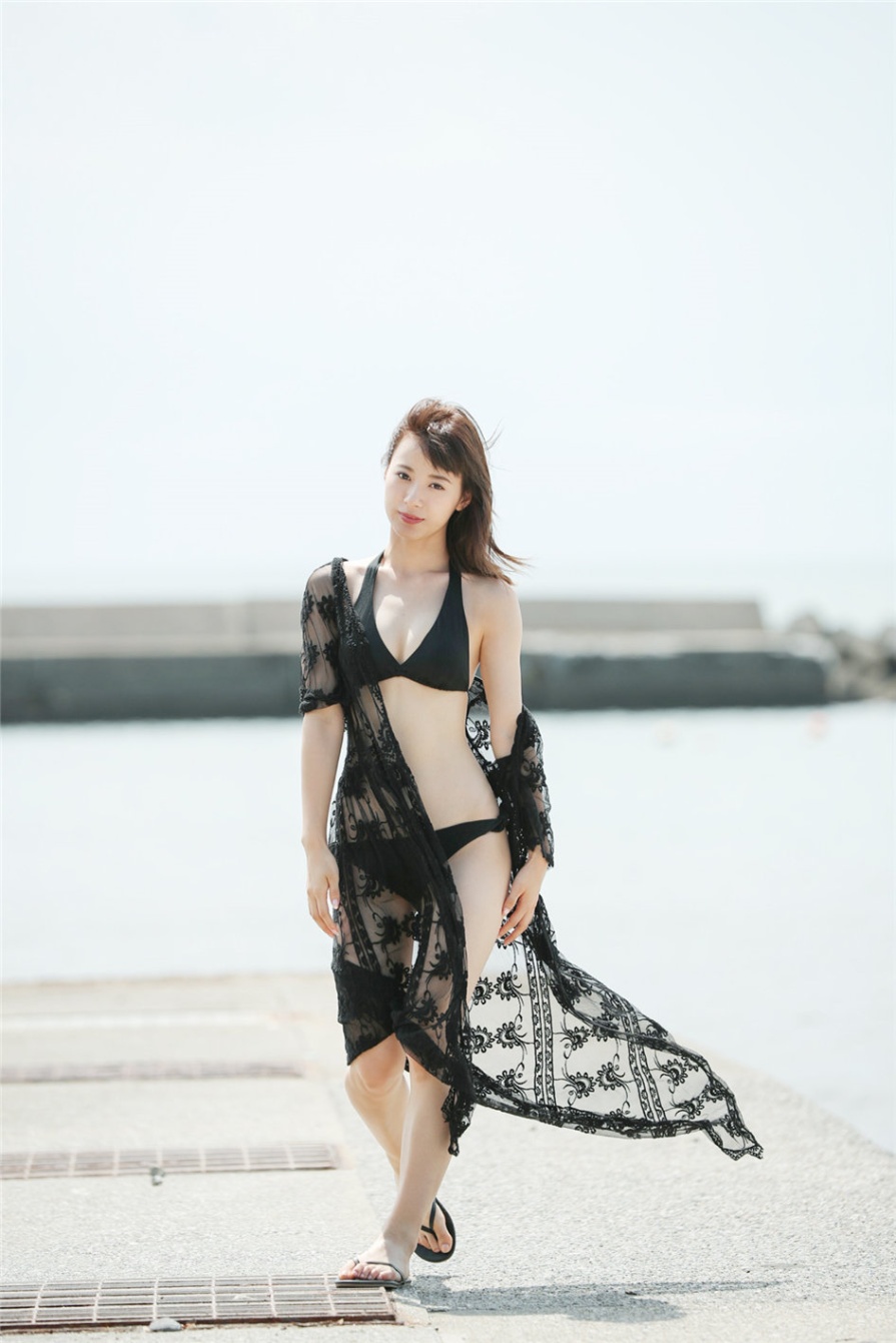骨感美女田衣梨奈雪白美腿私拍照片(第55页)