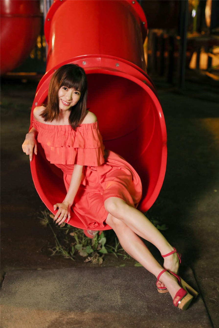 骨感美女田衣梨奈雪白美腿私拍照片(第56页)