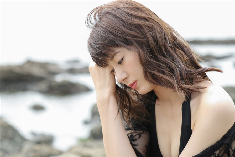 骨感美女田衣梨奈雪白美腿私拍照片(第63页)