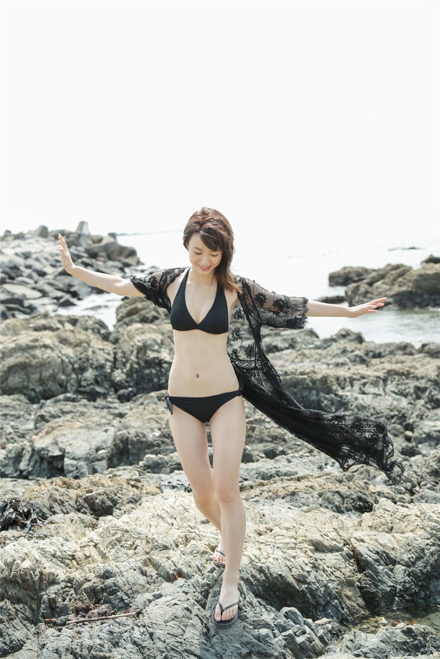 骨感美女田衣梨奈雪白美腿私拍照片(第71页)