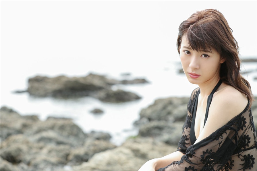 骨感美女田衣梨奈雪白美腿私拍照片(第76页)