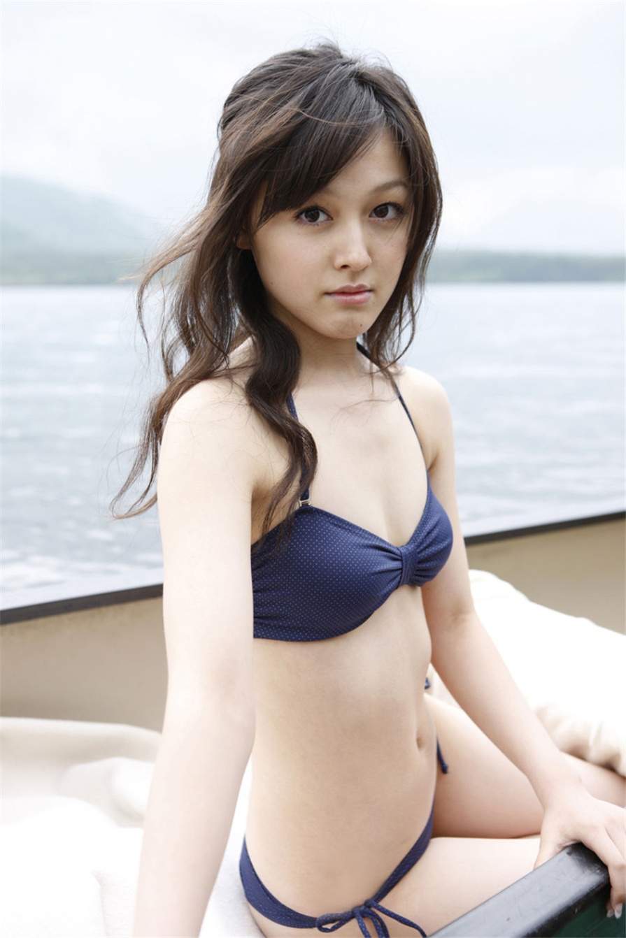 日本美女久住小春户外唯美写真图片(第75页)