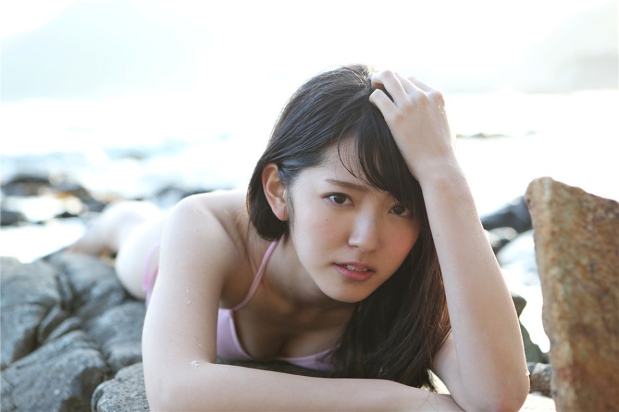 日本美少女鈴木愛理户外性感比基尼写真图片(第24页)