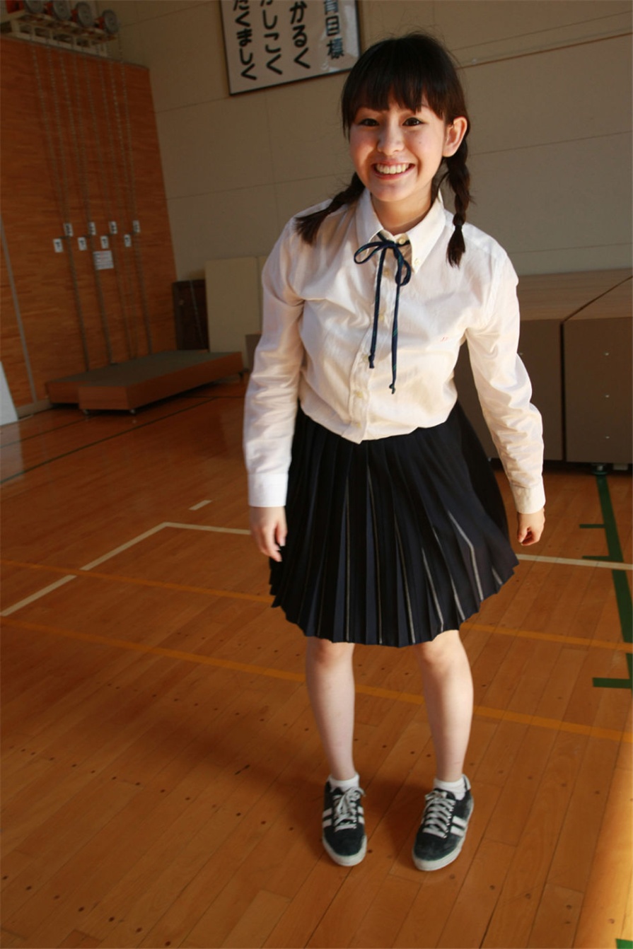 日本美少女菅谷梨沙子JK制服写真照片(第11页)