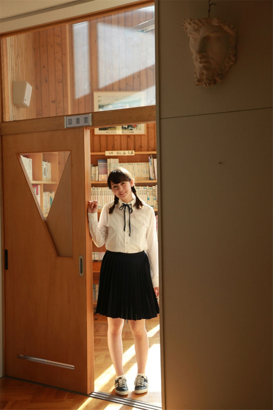 日本美少女菅谷梨沙子JK制服写真照片(第110页)