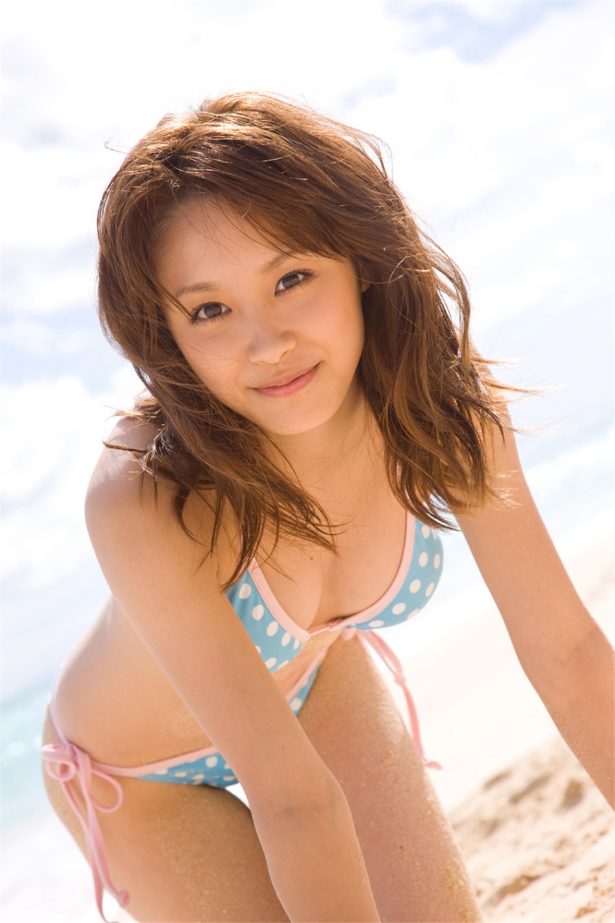 日本美女高橋愛户外性感比基尼写真照片(第88页)