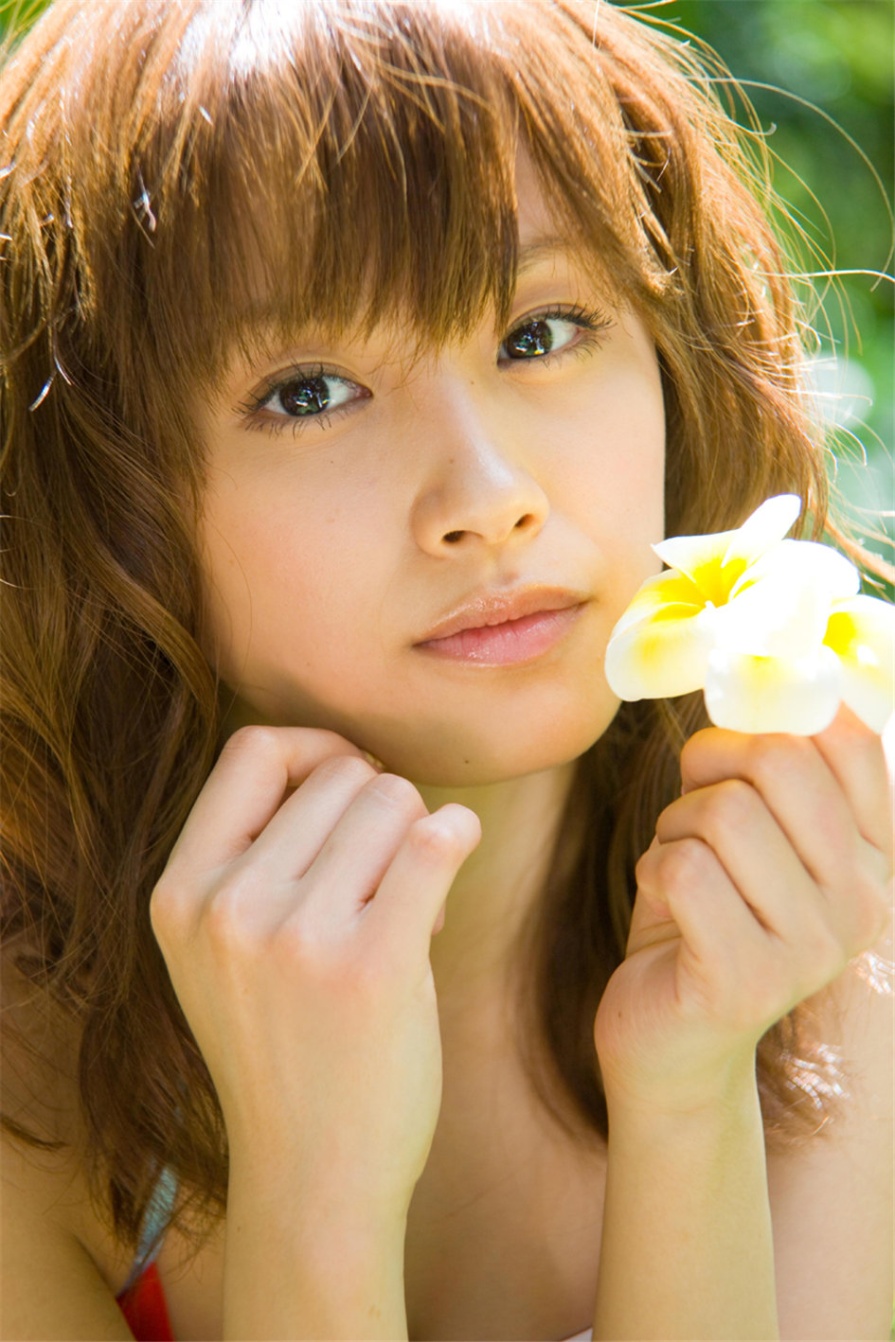 日本美女高橋愛户外性感比基尼写真照片(第107页)